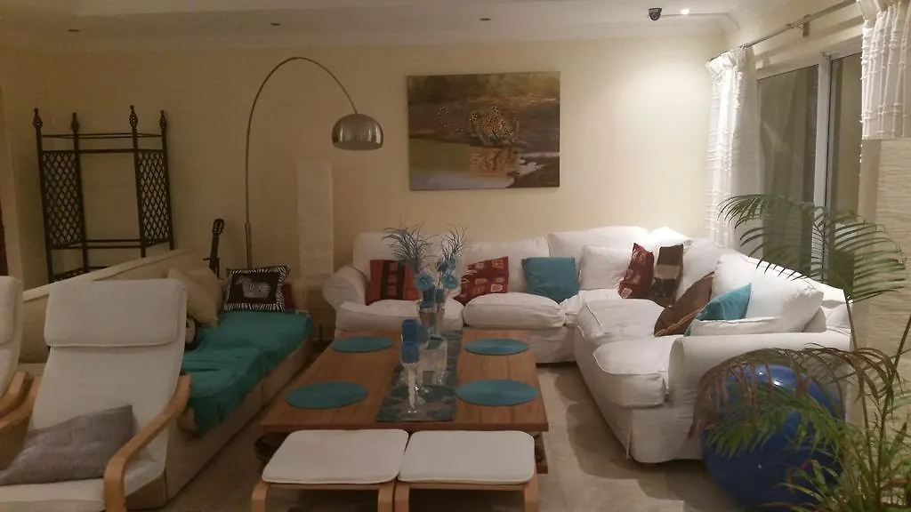 Natalie Guesthouse Bloubergstrand 0*,